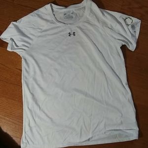 Under armour tshirt